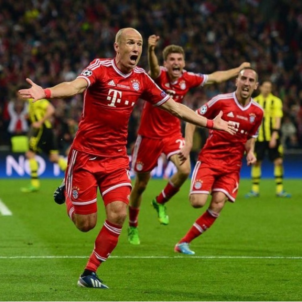 Adidas Red Bayern Munich Robben 2013 UCL final red Soccer Jersey - Picture 6 of 7